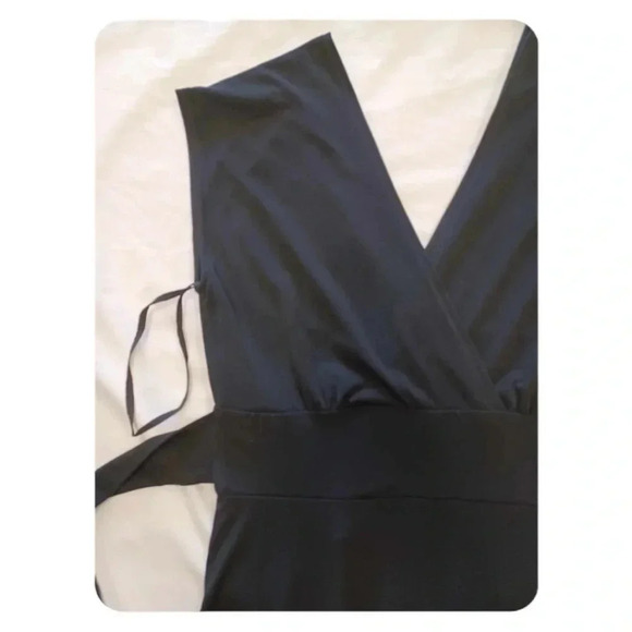 Ricki’s Black Midi Stretch Short Sleeve Dress Size Medium - Picture 8 of 10